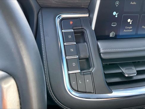 Used 2024 Chevrolet Tahoe LT RWD image 24
