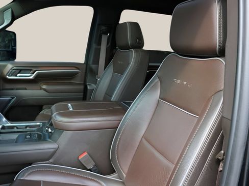 Used 2024 GMC Sierra 2500 Denali w/ Denali Reserve Package AWD/4WD image 14