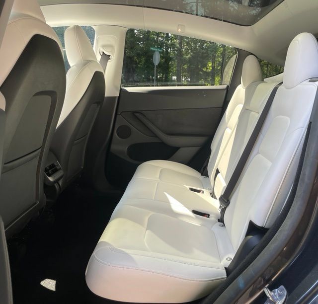 Used 2024 Tesla Model Y Long Range RWD image 15