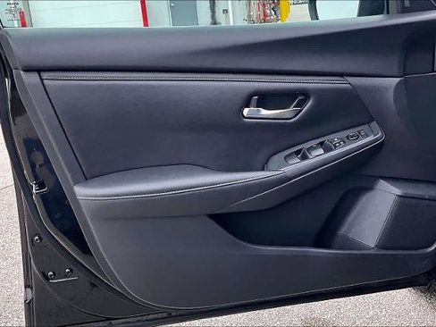 Certified 2024 Nissan Sentra SV image 20