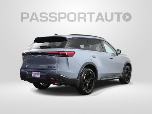 Certified 2026 INFINITI QX60 Sport w/ Dark Cargo Package image 8