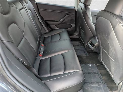 Used 2023 Tesla Model 3 Standard Range image 19