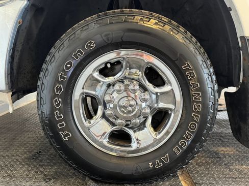Used 2013 RAM 2500 Tradesman w/ Chrome Appearance Group AWD/4WD image 40