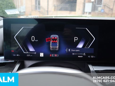 Used 2024 BMW i5 eDrive40i w/ Convenience Package image 37