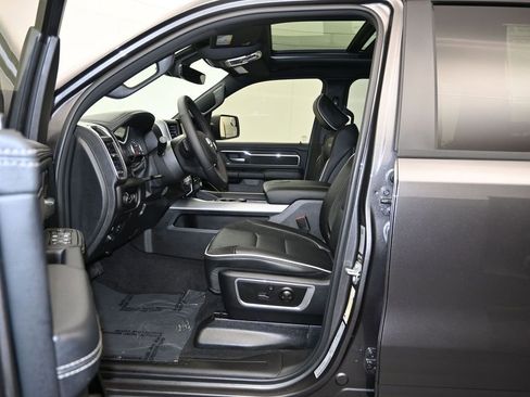New 2026 RAM 1500 Laramie AWD/4WD image 21