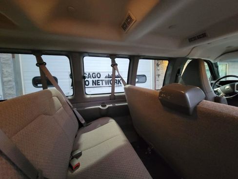 Used 2017 Chevrolet Express 3500 LT w/ LT Preferred Equipment Group image 42