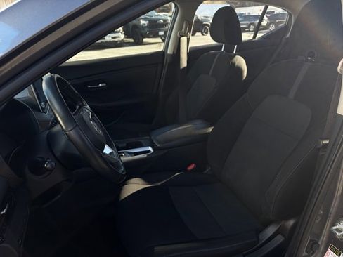 Used 2022 Nissan Sentra SV w/ All-Weather Package image 13