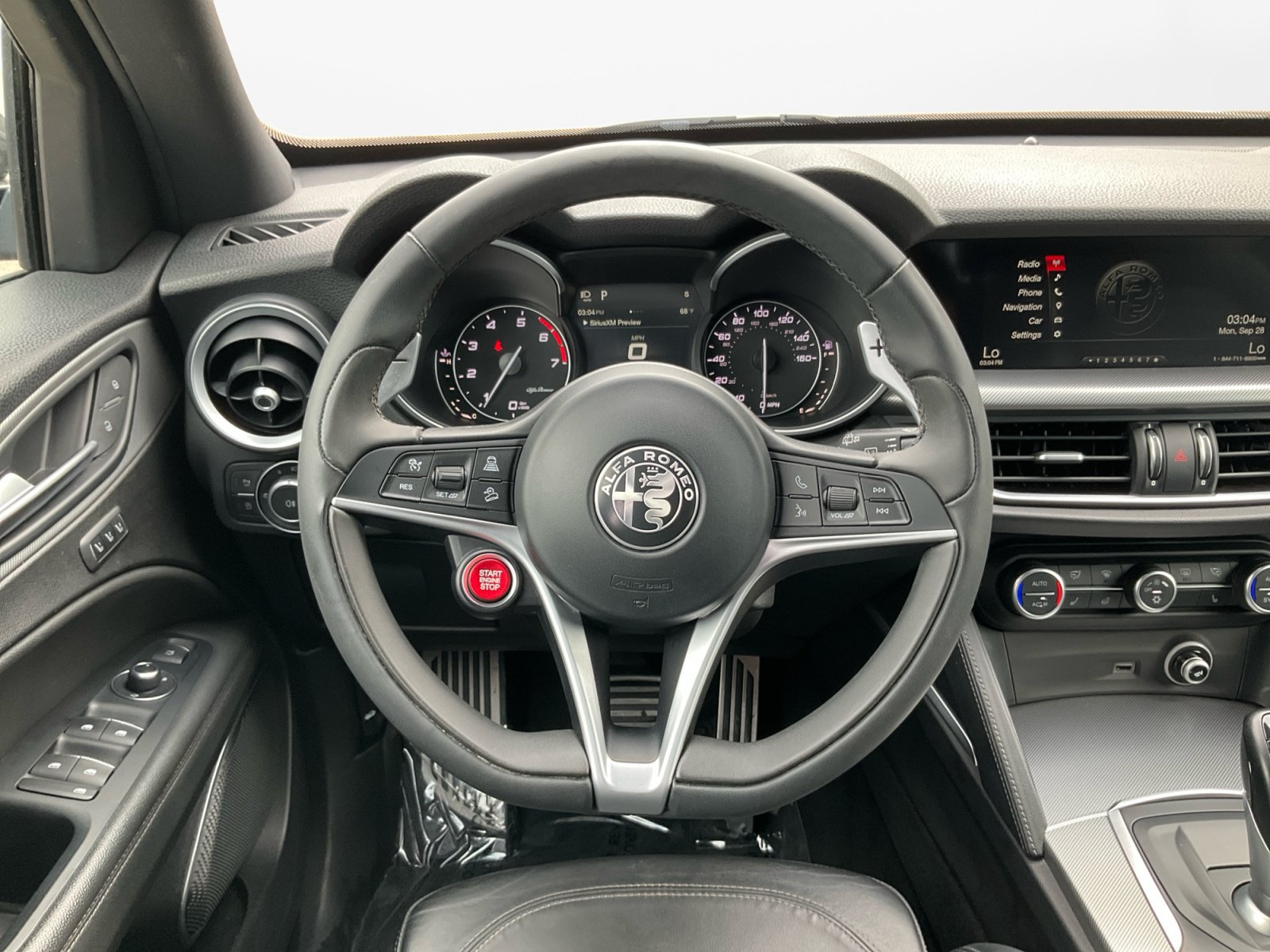 Used 2018 Alfa Romeo Stelvio Ti Sport AWD/4WD image 14