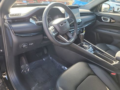 New 2026 Jeep Compass Latitude AWD/4WD image 19