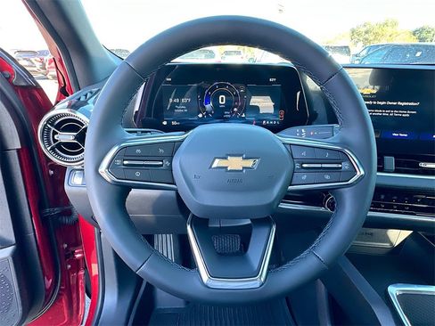 New 2026 Chevrolet Equinox LT w/ Safety and Technology Package image 7