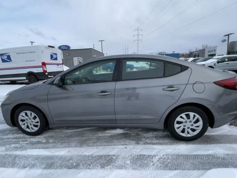 Used 2020 Hyundai Elantra SE w/ Cargo Package (C1) image 6