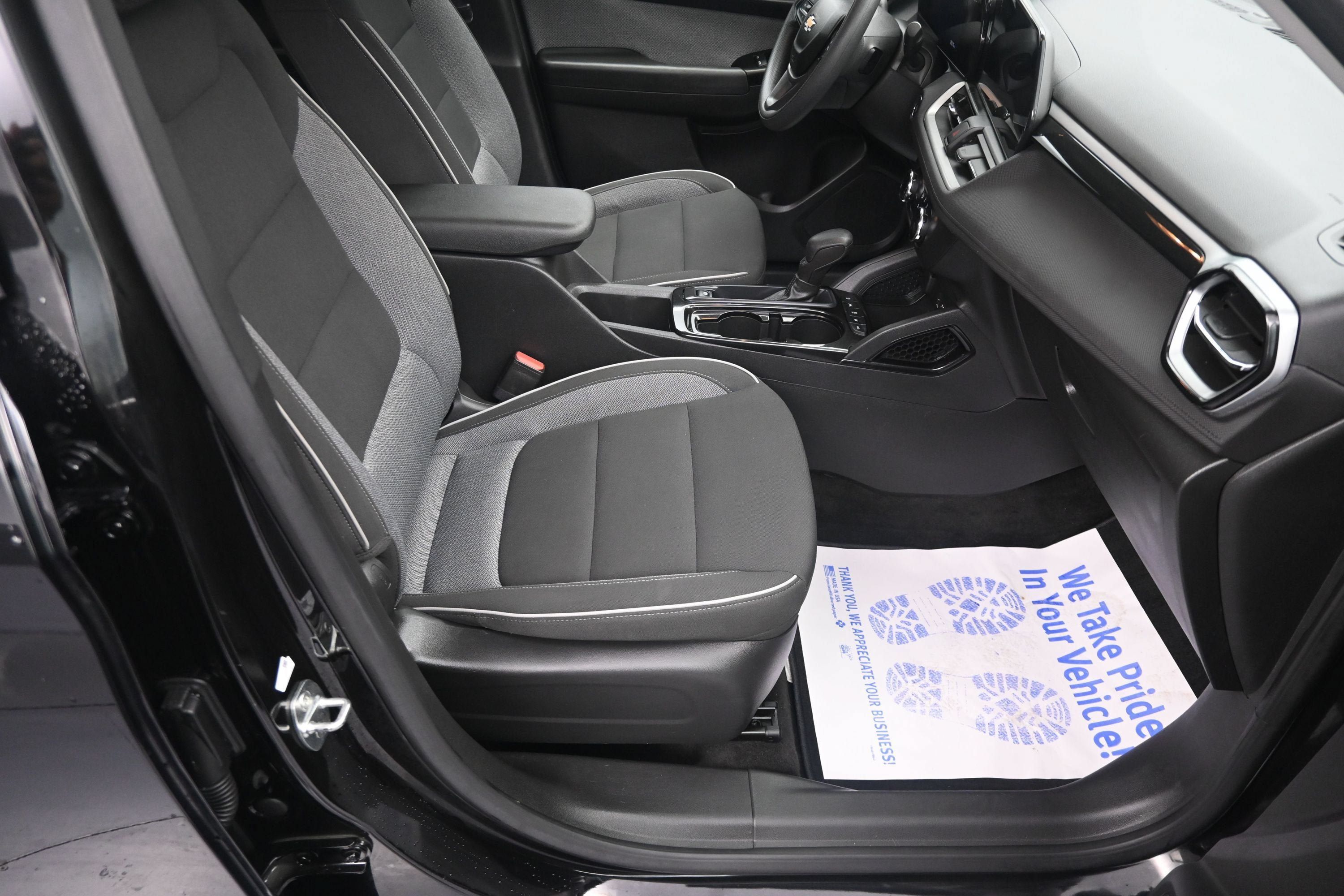 Certified 2024 Chevrolet TrailBlazer LS w/ LS Convenience Package AWD/4WD image 33