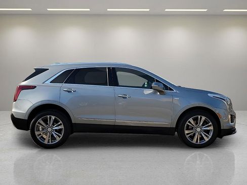 Used 2024 Cadillac XT5 Premium Luxury AWD/4WD image 6