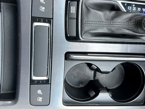 Used 2016 Hyundai Genesis 3.8 w/ Option Group 02 image 39