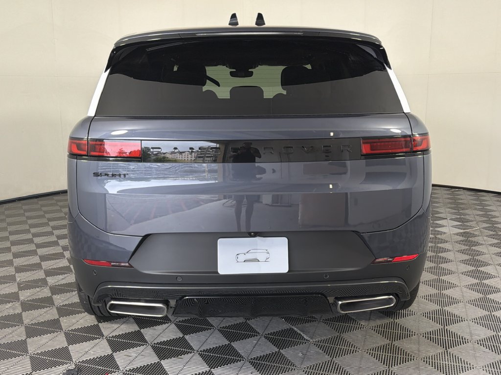 New 2027 Land Rover Range Rover Sport SE AWD/4WD image 6