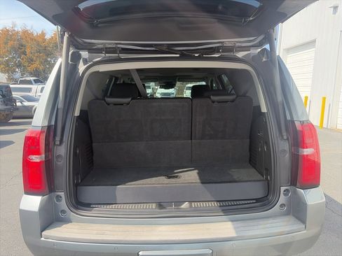 Used 2020 Chevrolet Tahoe LT w/ Luxury Package image 10