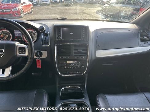 Used 2019 Dodge Grand Caravan GT image 16