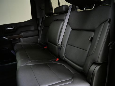 Used 2020 GMC Sierra 1500 SLT w/ SLT Premium Plus Package AWD/4WD image 15