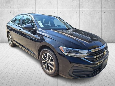 Used 2024 Volkswagen Jetta S image 7