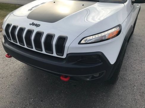 Used 2016 Jeep Cherokee Trailhawk w/ Comfort/Convenience Group image 64