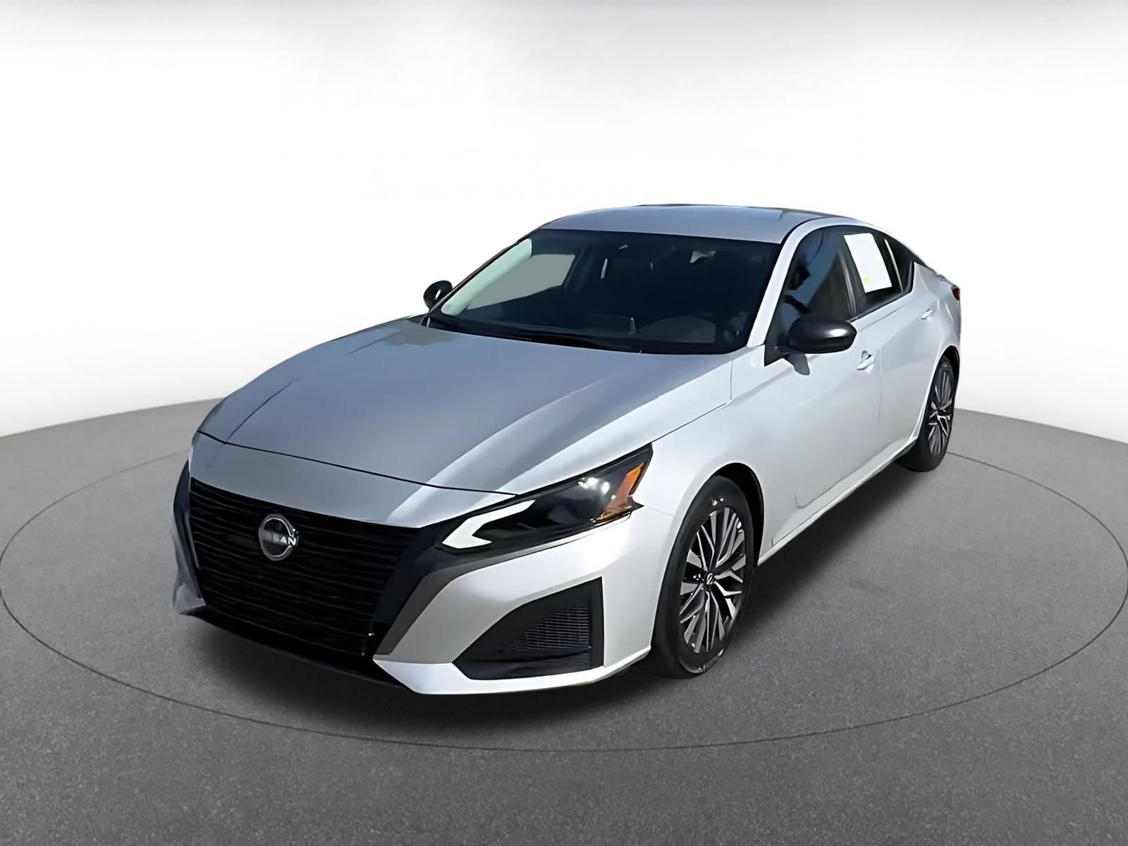 Used 2026 Nissan Altima 2.5 SV FWD image 6