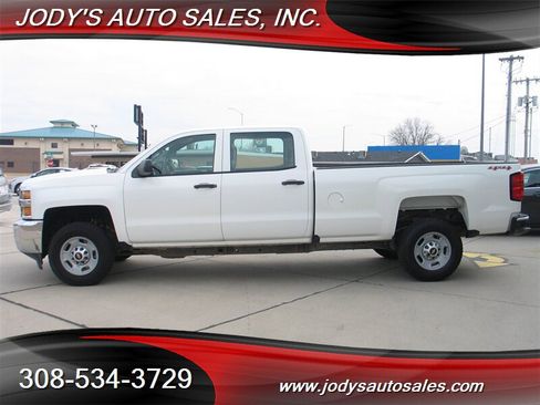 Used 2017 Chevrolet Silverado 2500 W/T image 29