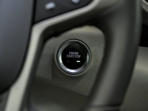 Used 2019 GMC Terrain Denali w/ Advanced Safety Package image 21