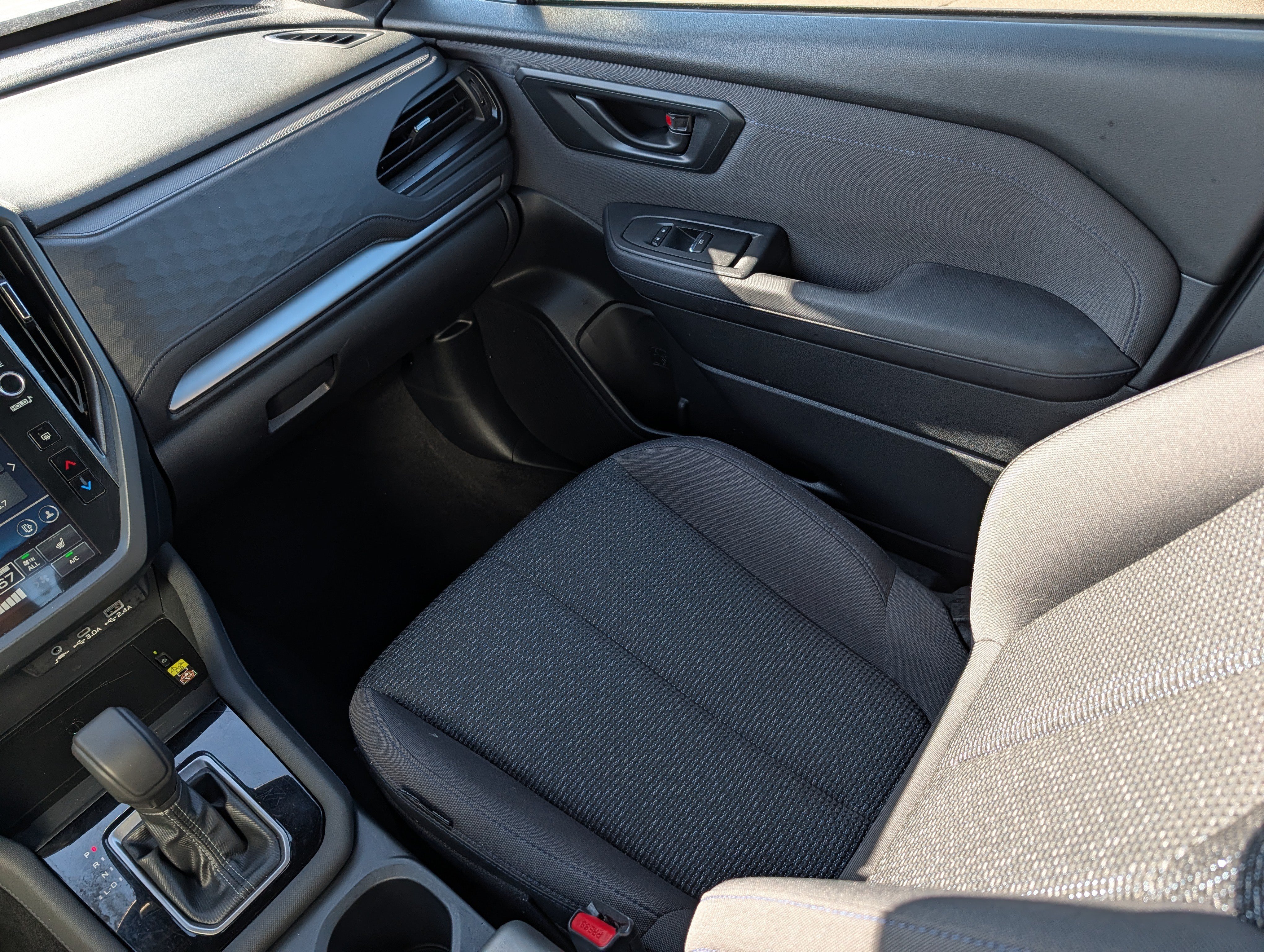 Certified 2025 Subaru Forester Premium AWD/4WD image 11