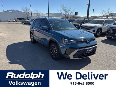 New 2026 Volkswagen Taos SE FWD image 7