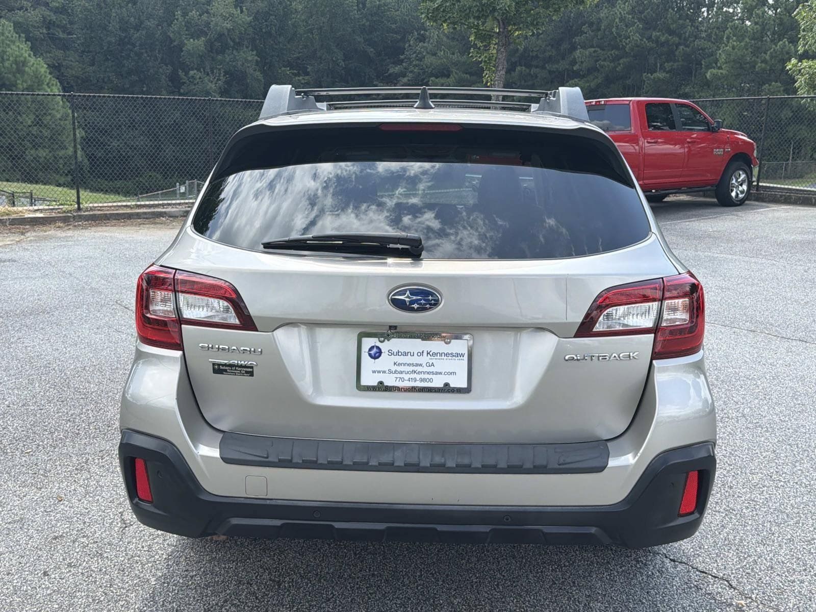 Used 2019 Subaru Outback 2.5i Limited w/ Popular Package #2 AWD/4WD image 8