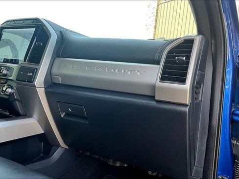 Used 2022 Ford F250 Lariat w/ Tremor Off-Road Package AWD/4WD image 15