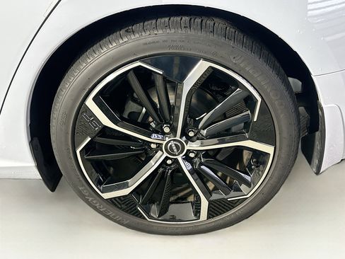 Used 2023 Nissan Altima 2.5 SR image 11