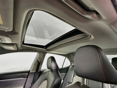 Used 2018 Toyota Camry XLE w/ Audio Package FWD image 22