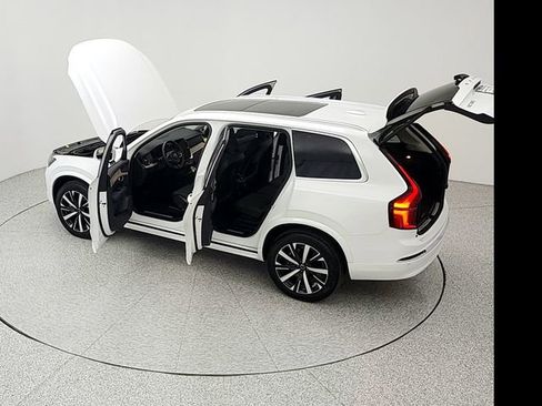 New 2025 Volvo XC90 B6 Core w/ Climate Package AWD/4WD image 38