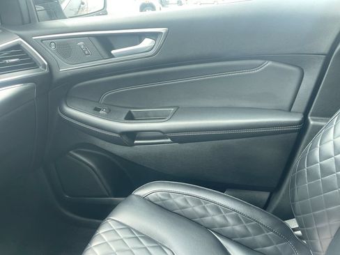 Used 2024 Ford Edge Titanium AWD/4WD image 29