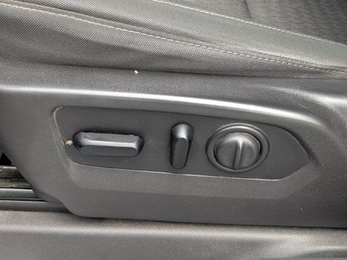 Used 2021 Chevrolet Silverado 1500 LT Trail Boss w/ Convenience Package II AWD/4WD image 20