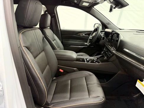 New 2026 Chevrolet Traverse High Country image 22