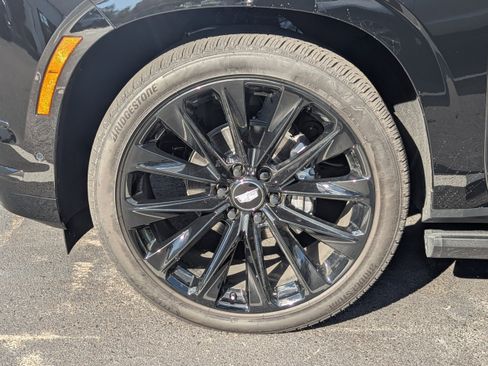 Certified 2025 Cadillac Escalade Sport Platinum w/ LPO, ONYX Package image 4