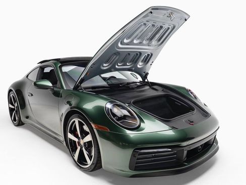 Used 2020 Porsche 911 Carrera 4S w/ Sport Package AWD/4WD image 5