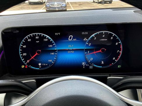 Certified 2023 Mercedes-Benz GLB 250 w/ Premium Package image 26