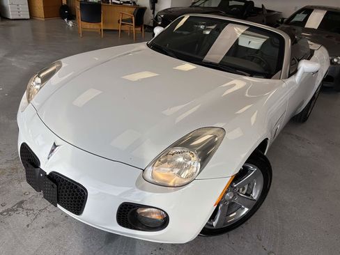Used 2009 Pontiac Solstice GXP w/ Premium Package image 27