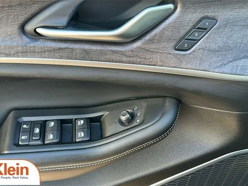 Used 2024 Jeep Grand Cherokee Limited w/ Trailer Tow Package image 12