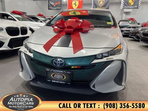 Used 2017 Toyota Prius Prime Plus w/ Carpet Mat Package FWD image 1