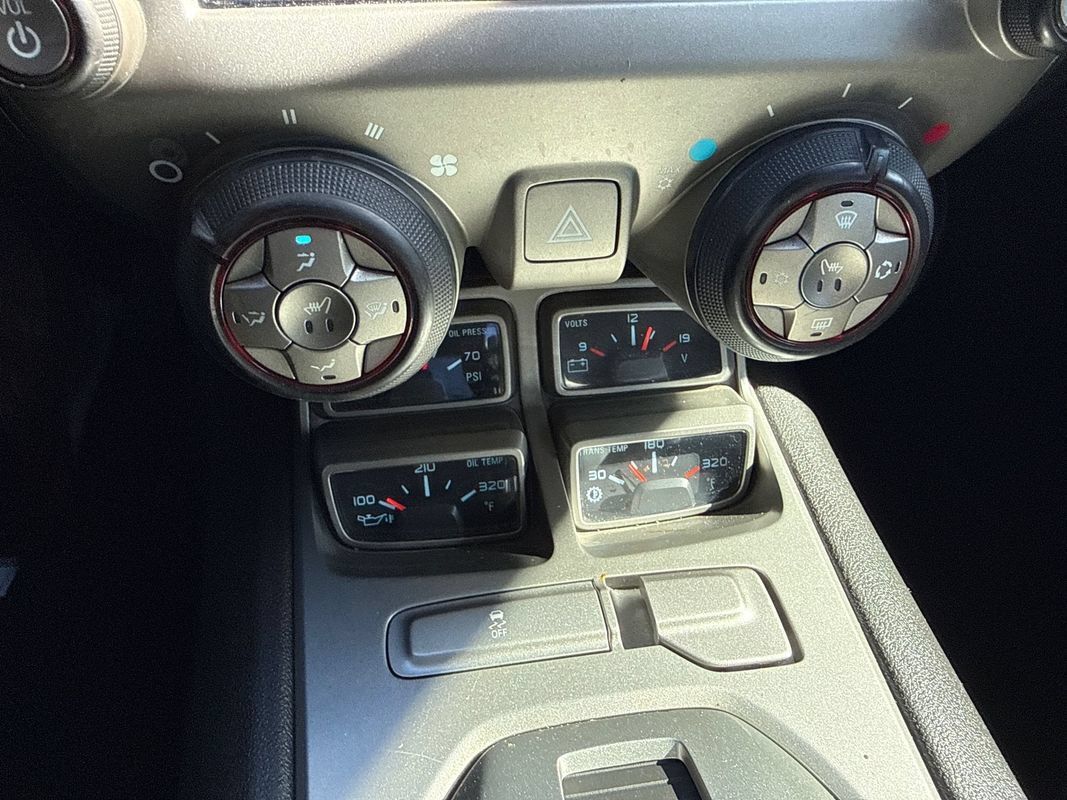 Used 2015 Chevrolet Camaro SS RWD image 23