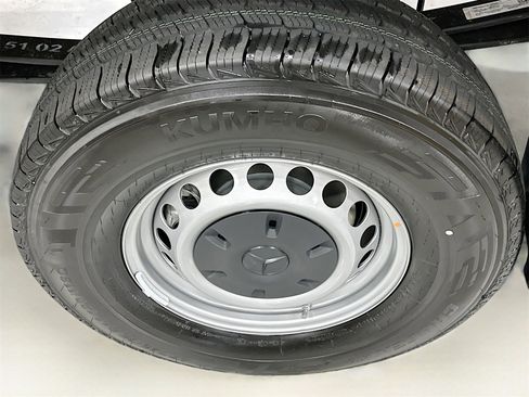 New 2026 Mercedes-Benz Sprinter 2500 image 29