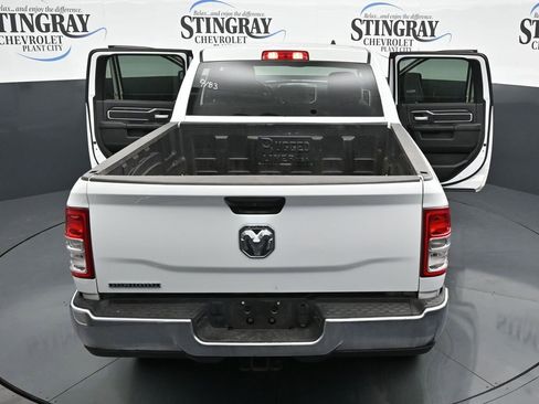 Used 2024 RAM 2500 Big Horn AWD/4WD image 35