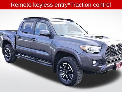 Used 2020 Toyota Tacoma TRD Sport w/ TRD Premium Sport Package image 6