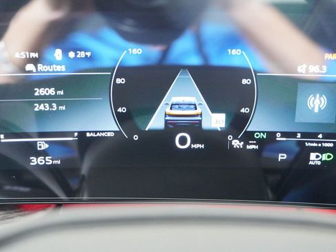 Used 2025 Audi Q5 Premium w/ Convenience Package image 15