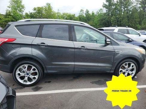 Used 2016 Ford Escape Titanium w/ Equipment Group 301A FWD image 3