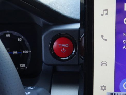 New 2026 Toyota 4Runner TRD Off-Road Premium AWD/4WD image 21